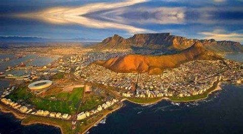 DU LỊCH NAM PHI MÙA PHƯỢNG TÍM  DU THUYỀN XEM CÁ VOI