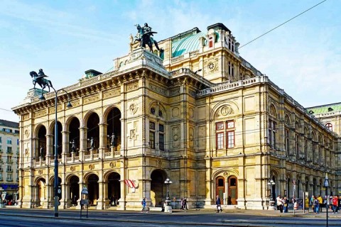 KHÁM PHÁ ĐÔNG ÂU SÉC – ÁO – SLOVAKIA – HUNGARY  Prague – Ceske Budejovice – Cesky Krumlov – Hallstatt Salzburg – Vienna - Budapest